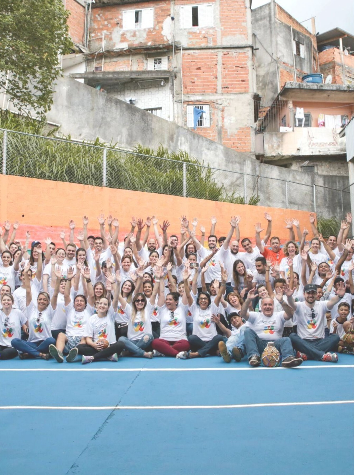 Equipe e voluntários do Atados reunidos